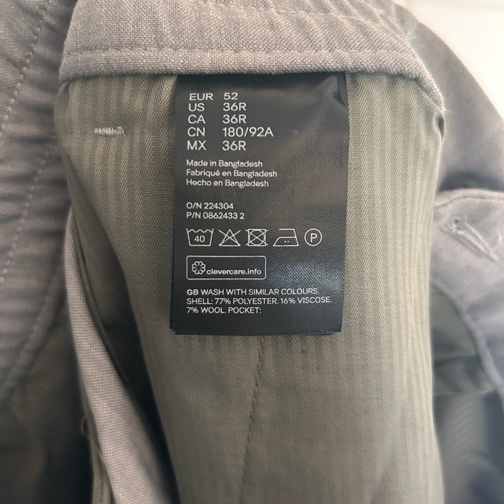 Men's Gray Dress Pants - Picture 3 of 3